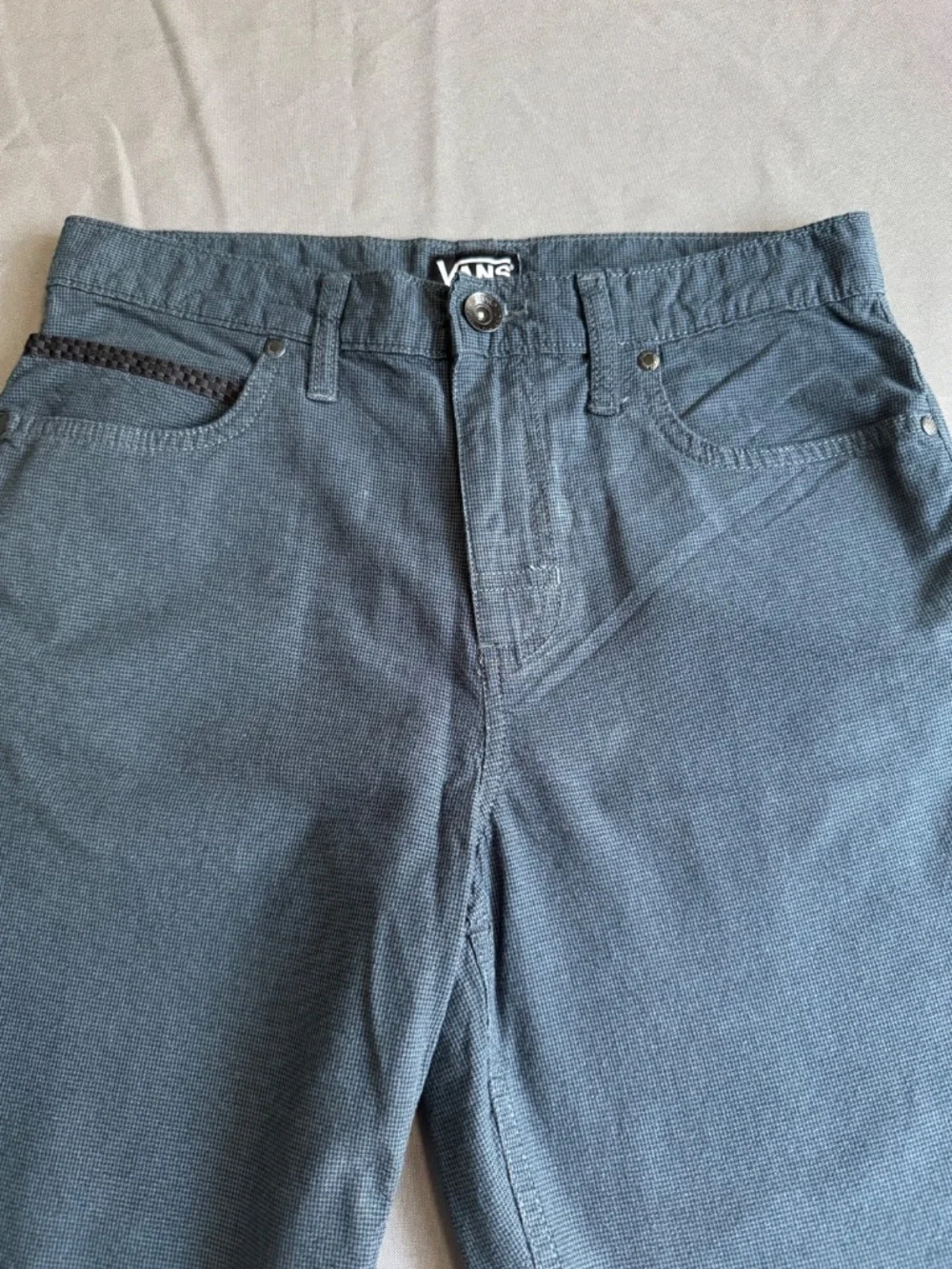 Vans Shorts Size 28